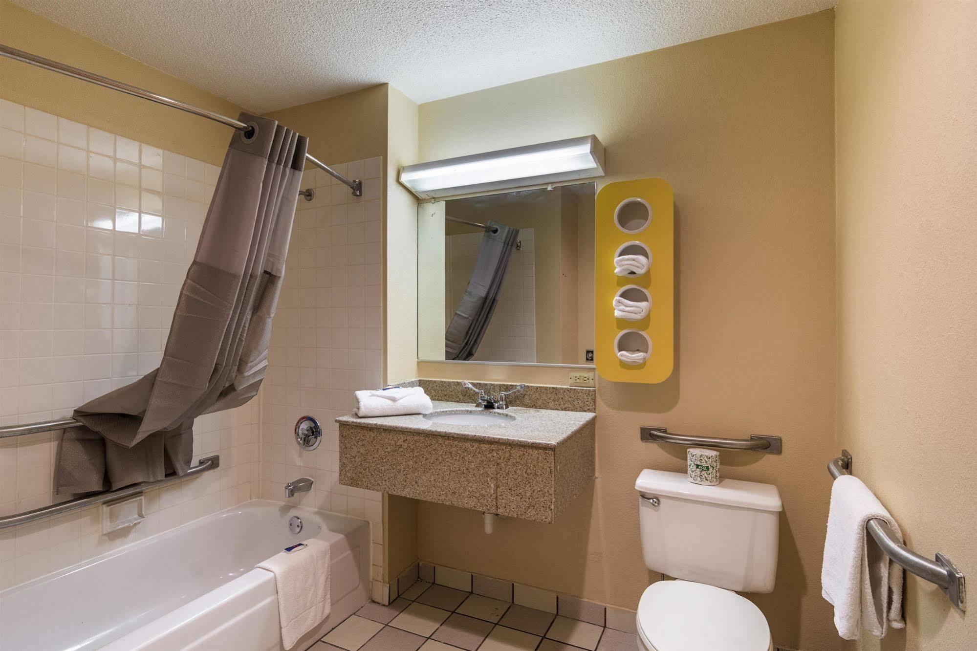 Motel 6-Libertyville, Il Exteriör bild