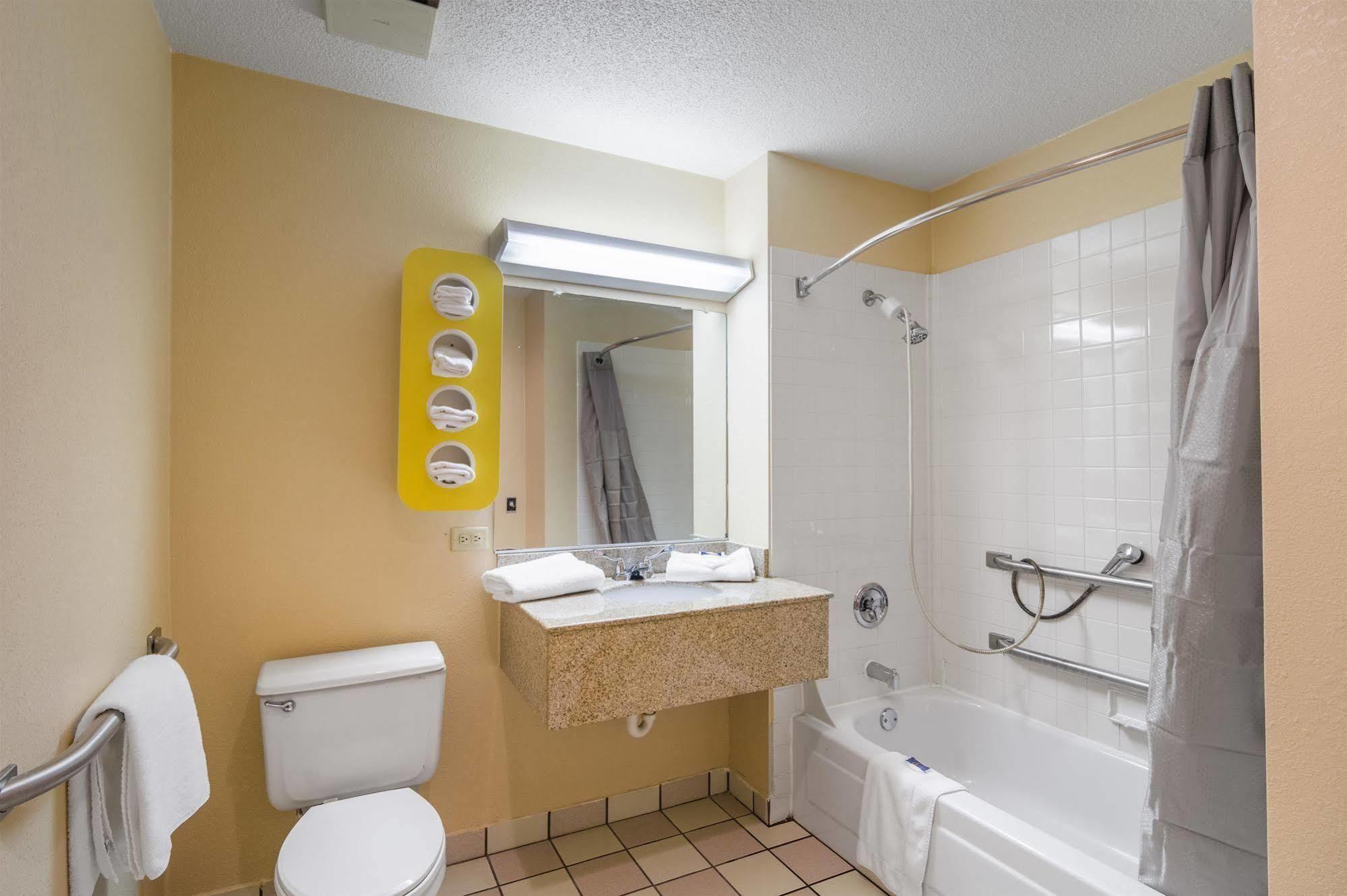 Motel 6-Libertyville, Il Exteriör bild