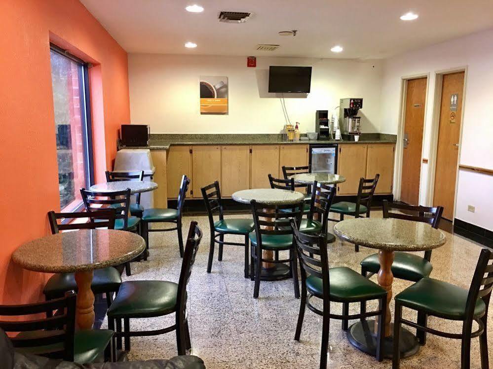 Motel 6-Libertyville, Il Exteriör bild